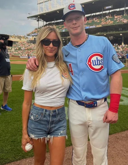 Kristin Cavallari's Denim Cut Offs And Sunglasses
