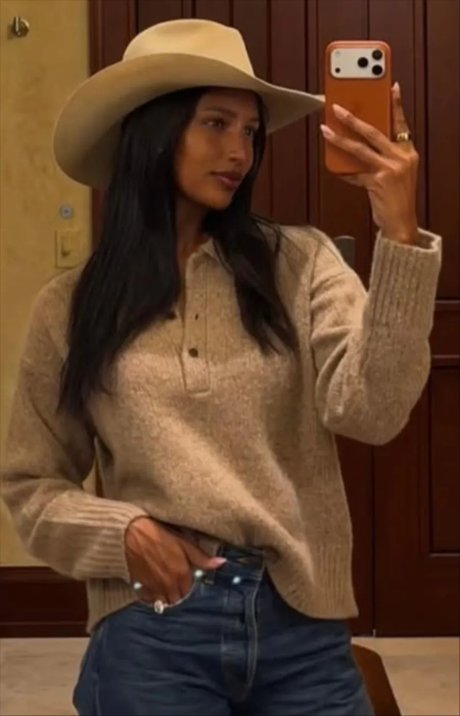 Jasmine Tookes' Beige Sweater