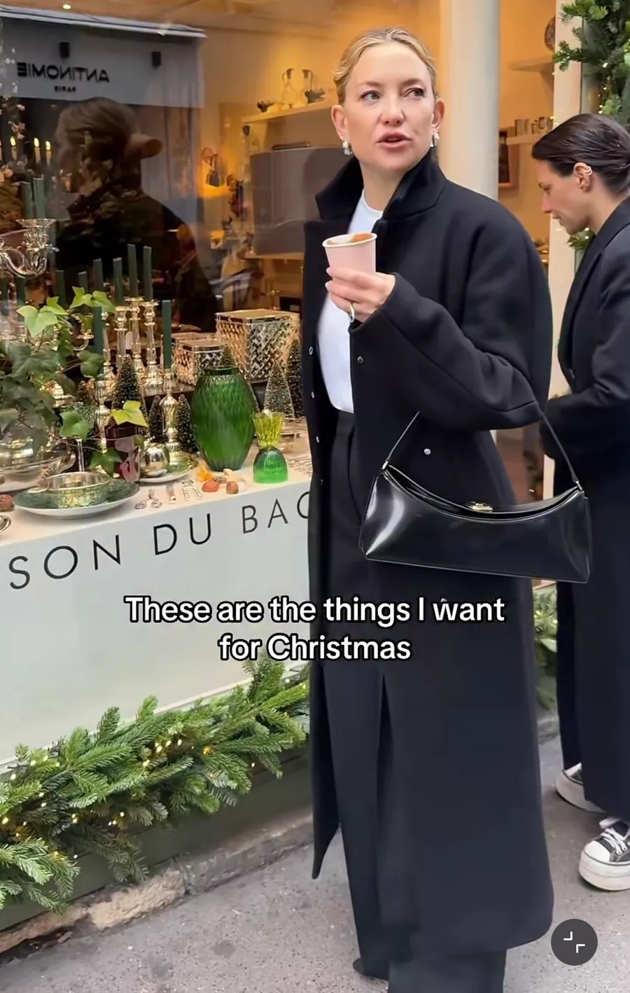 Kate Hudson's Black Bag