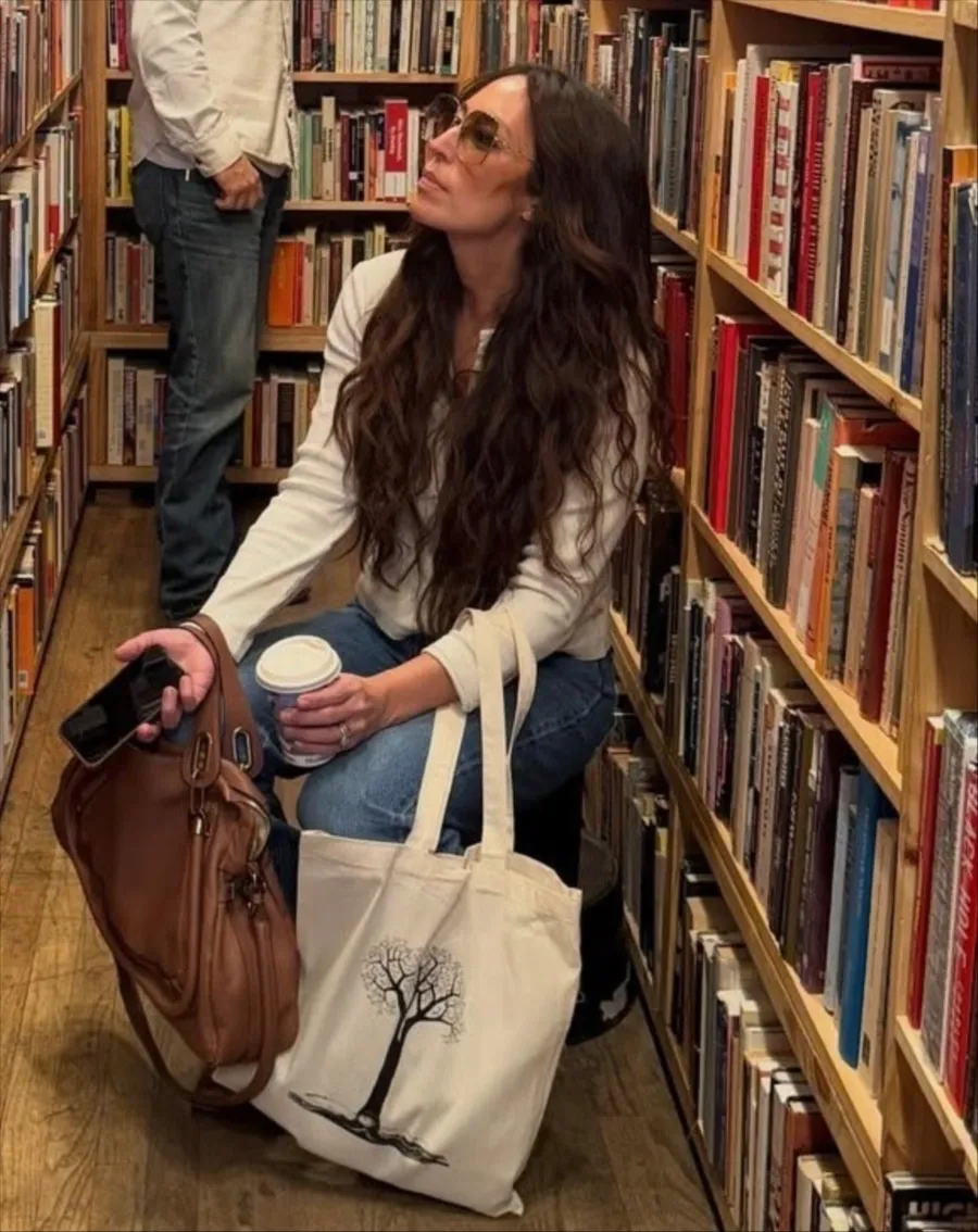 Joanna Gaines' Sunglasses